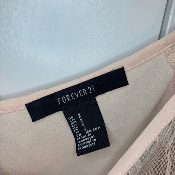 FOREVER21 Small Cream Lace‎ Tank Top - Picture 3 of 4